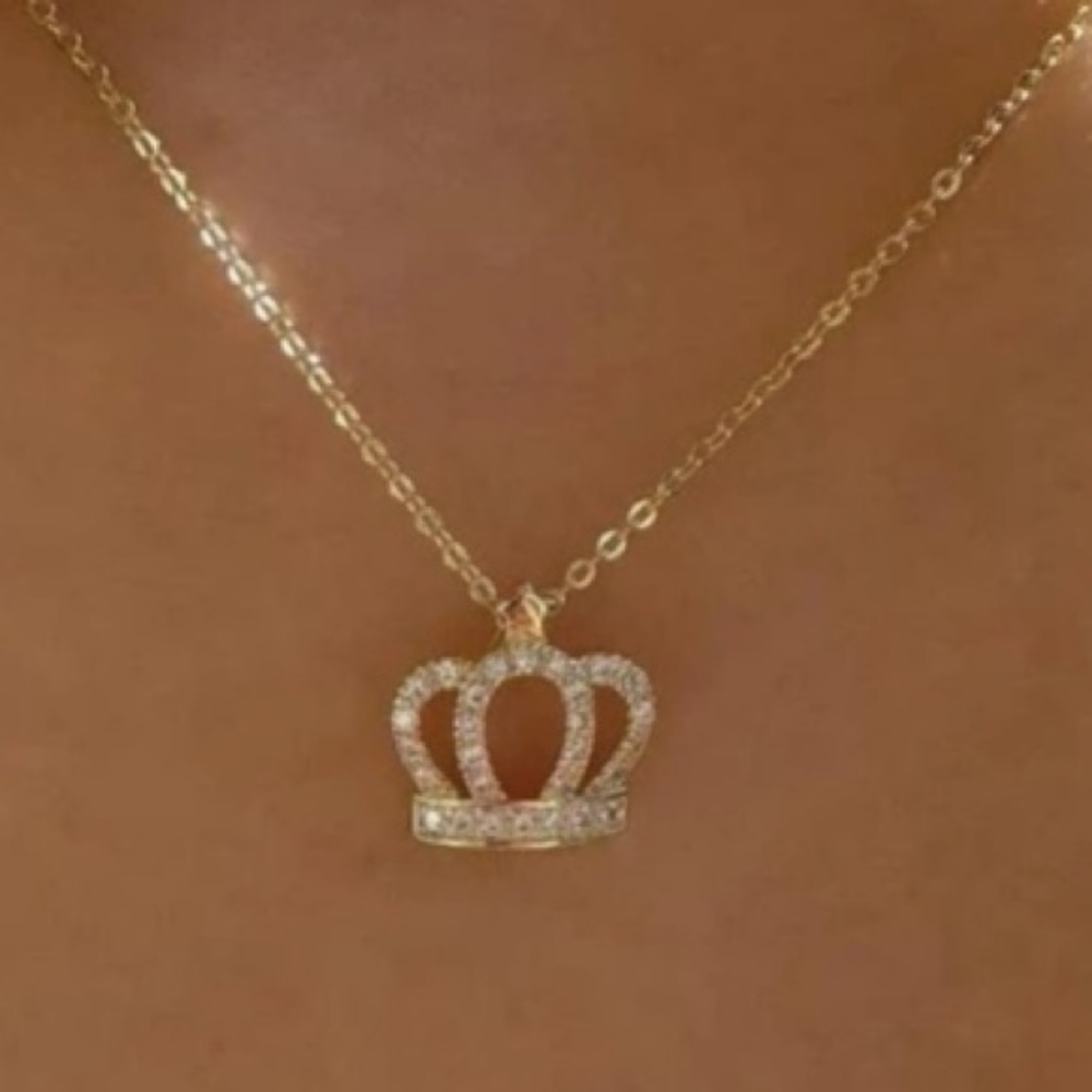 💜 SALE 2/$15 💜 Crown Necklace!!! Brand NEW!!!